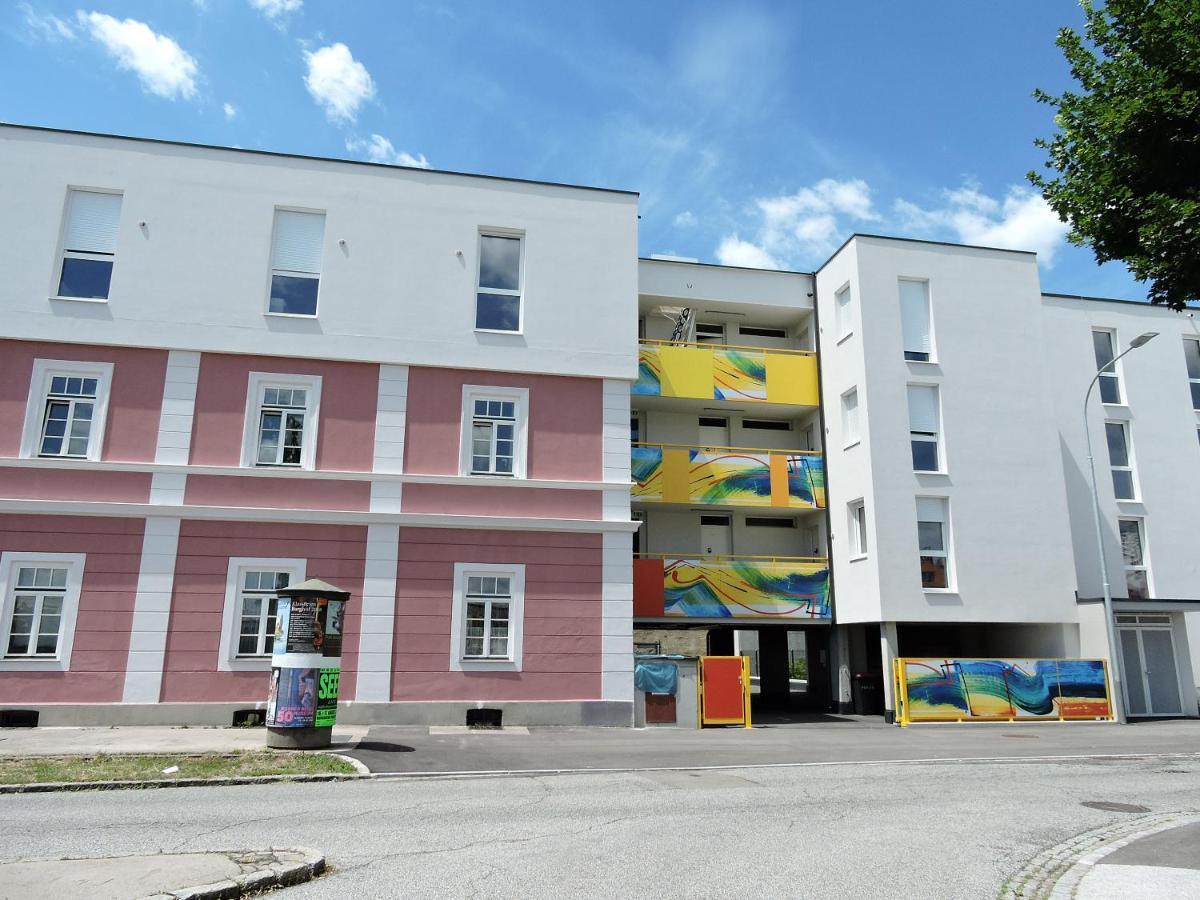 212 St Petersburg, Studio Apartment, 27M2, 1-2 Pers Klagenfurt am Woerthersee Exterior photo